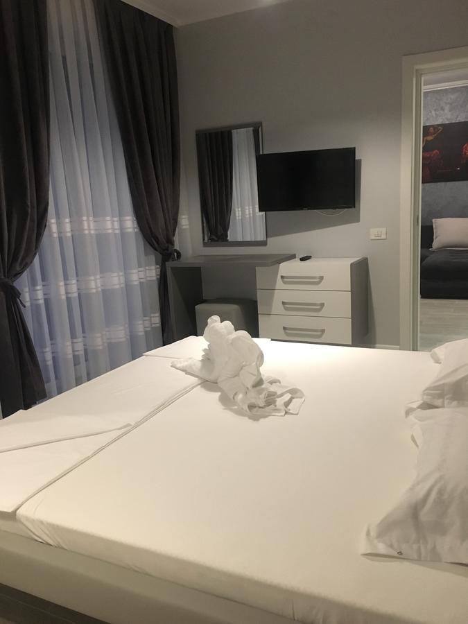 Arthemis Apartment Mamaia Luaran gambar