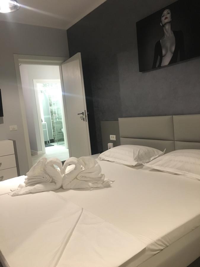Arthemis Apartment Mamaia Luaran gambar